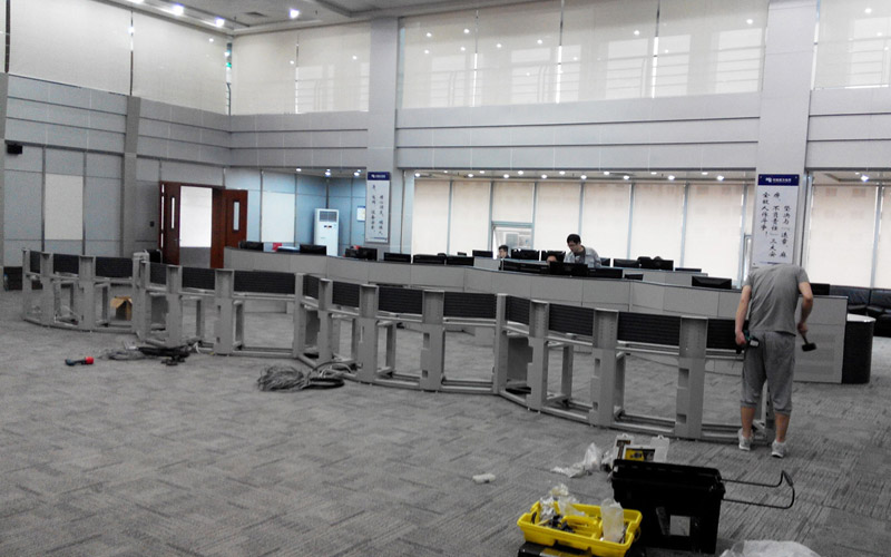 監(jiān)控控制臺內(nèi)部結(jié)構(gòu)照片